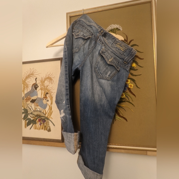 Guess Low Rise Cuffed Y2K Boyfriend style jeans - Picture 8 of 11